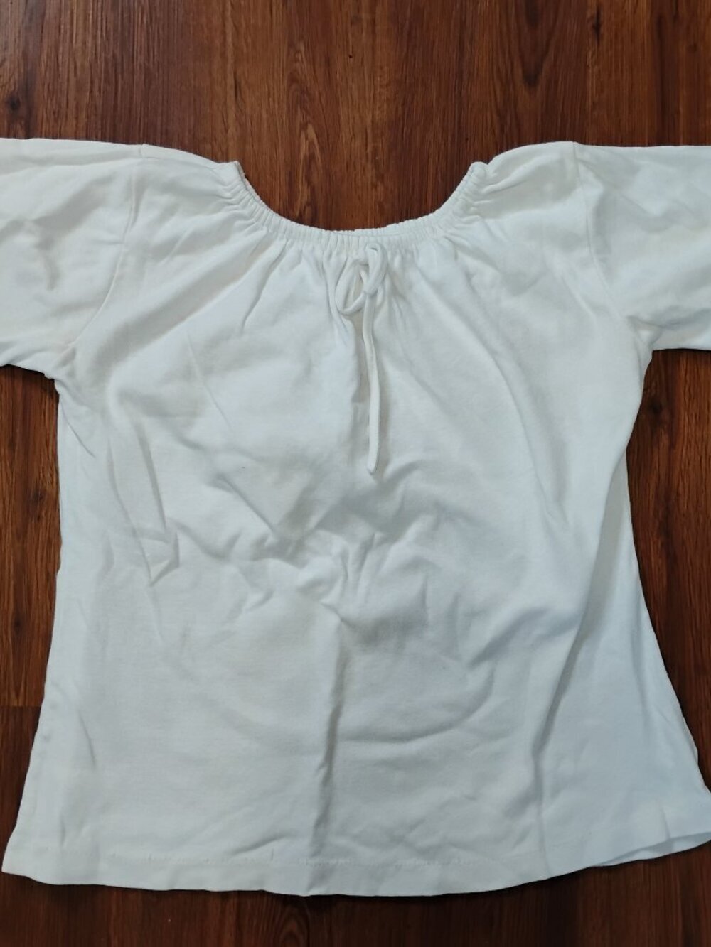 Vintage 60s 70s Cinch Collar T-Shirt Blouse Crop Top Hippy